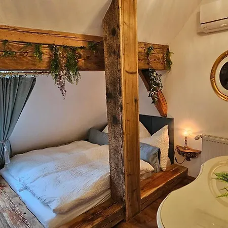 Sisi's Loft - Royale (adults Only) Appartamento Bad Ischl